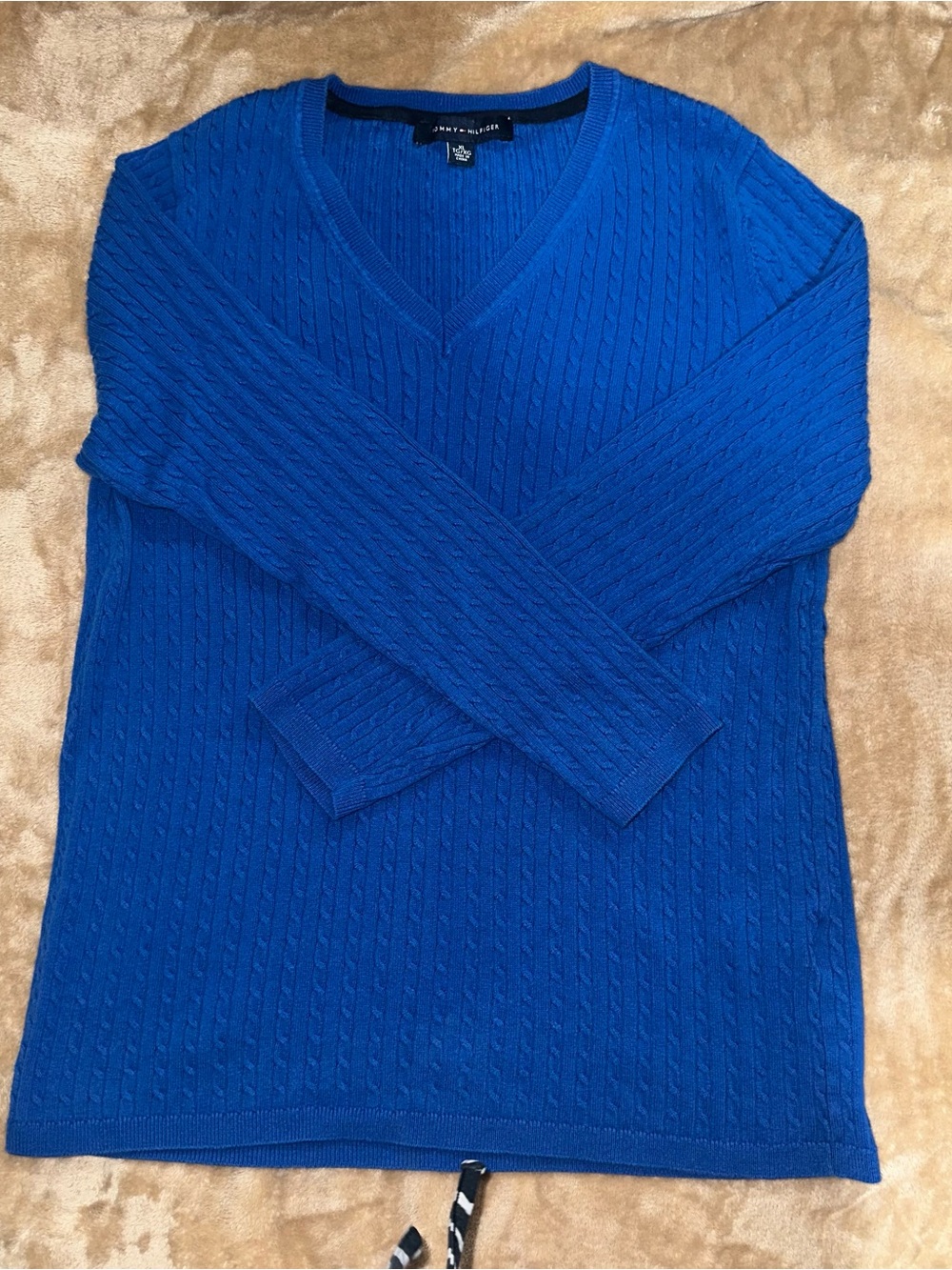 Tommy Hilfiger Women's Blue V-Neck Cable Knit Sweater